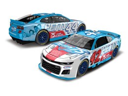 PETTY FAMILY 75 YEARS OF RACING COMMEMORATIVE 1:64 DIAMOND ARC DIECAST